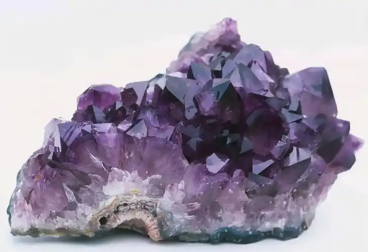 天然水晶图片(水晶石值钱吗) - 月牙知识库