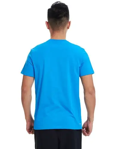 男款水蓝色短袖t恤.