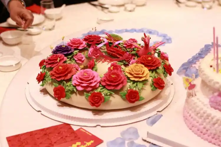 这是姥姥做的花馍馍.