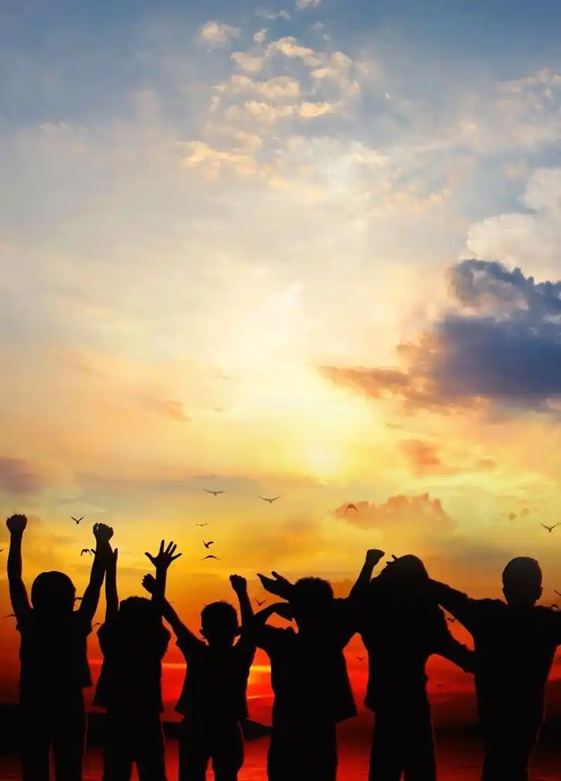 《怀念青春》#曾经以为老去是很遥远的事,突然发现年轻,是很 - 抖音