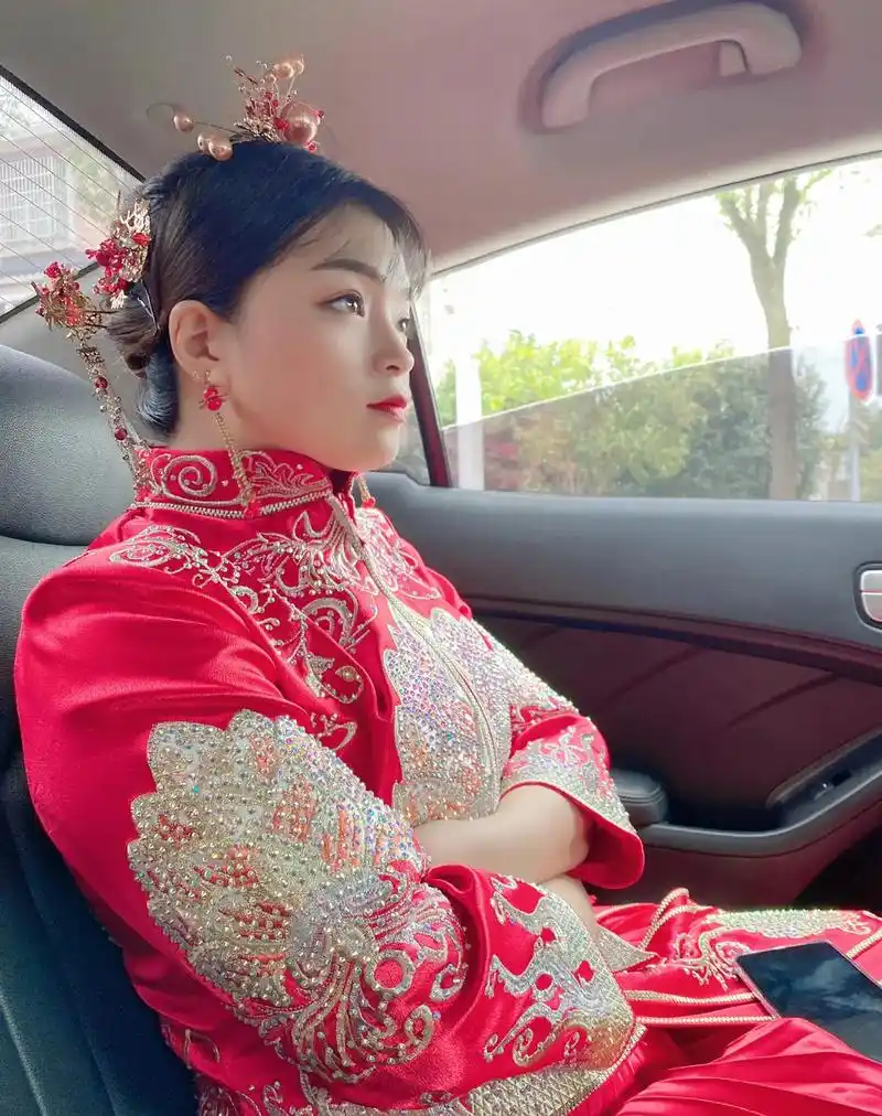 承蒙你的出现,够我喜欢一辈子,感老婆远嫁湖南,往后余生,清贫富贵