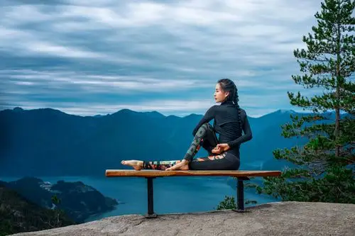 柔韧界翘楚!母其弥雅户外瑜伽展现好身姿