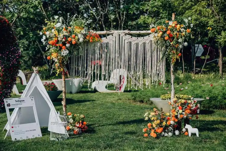 橙色户外小清新婚礼