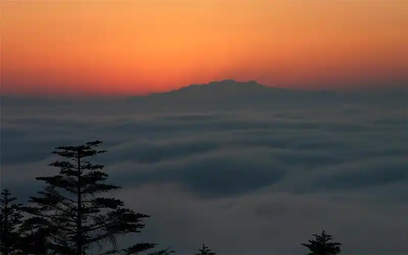 峨眉山云海仙境高清电脑桌面主题壁纸图片下载_风景壁纸_壁纸下载_美