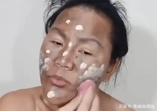 泰国大妈丑成这样,经过化妆后,美得让人移不开眼