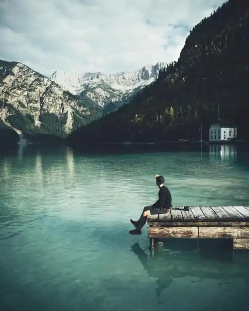 五味杂陈的孤独伤感唯美人物图片