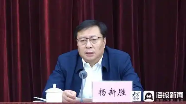 全省新冠肺炎疫情防控工作视频调度会议召开后,高唐县委书记杨新胜