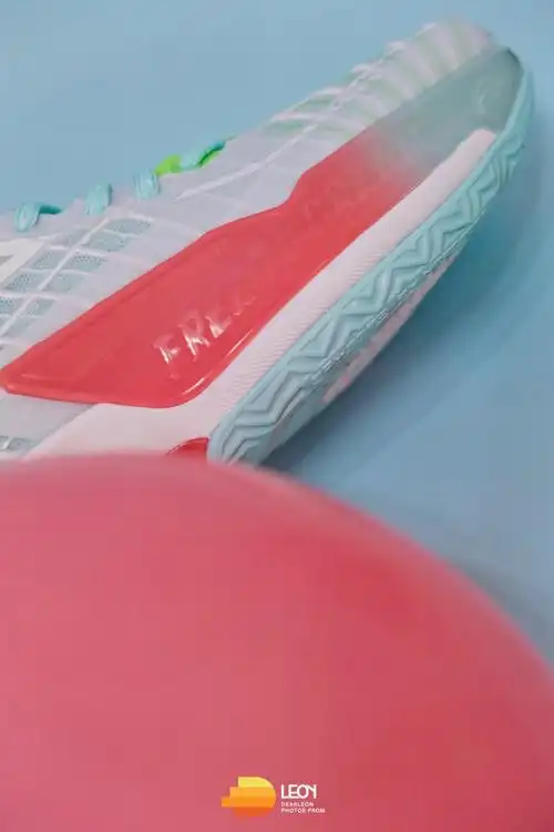 看看我的实战好鞋 | 安踏 轻狂3"薄荷糖"96