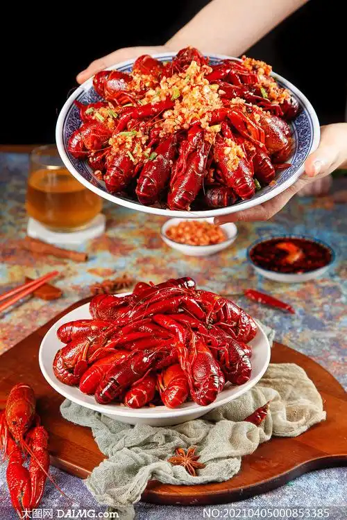 蒜蓉小龙虾高清摄影图片