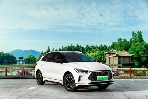 比亚迪e2车身尺寸是多少 比亚迪e2车身尺寸是多少的