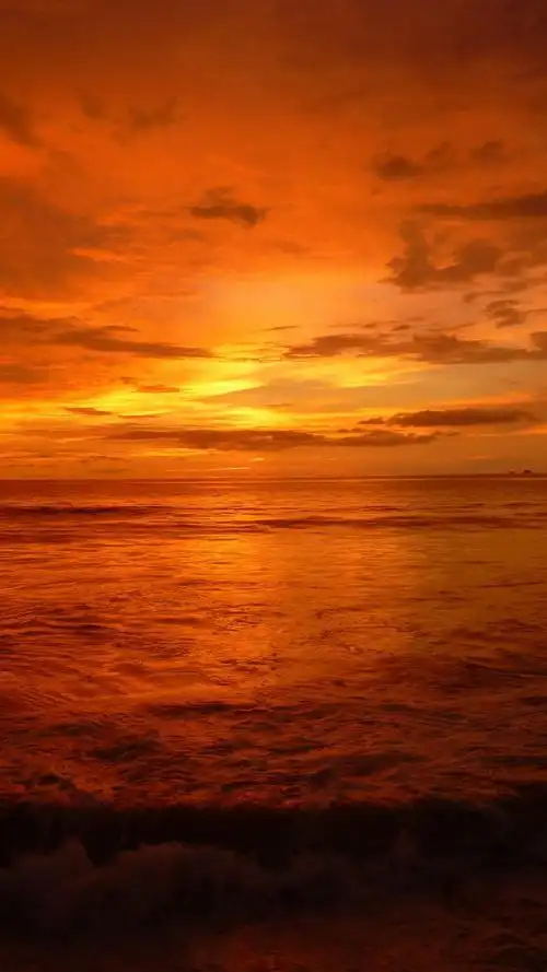 海天一色的夕阳唯美手机背景图片下载