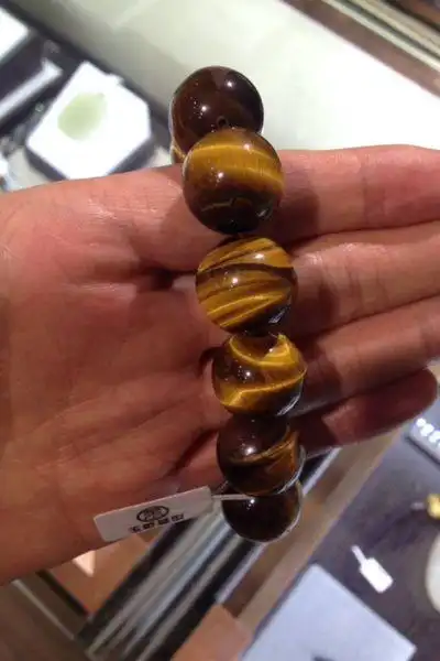 求虎眼石的真假和价格 一点也不懂