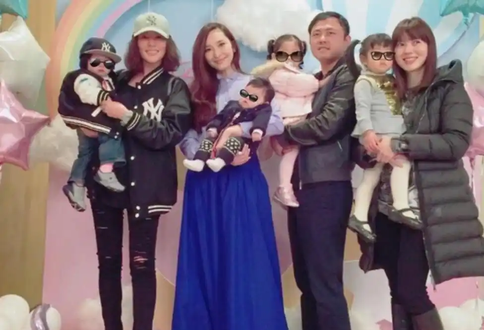 虽然实现了两儿两女的人生双全,可是到现在为止,婆家依旧没有松口