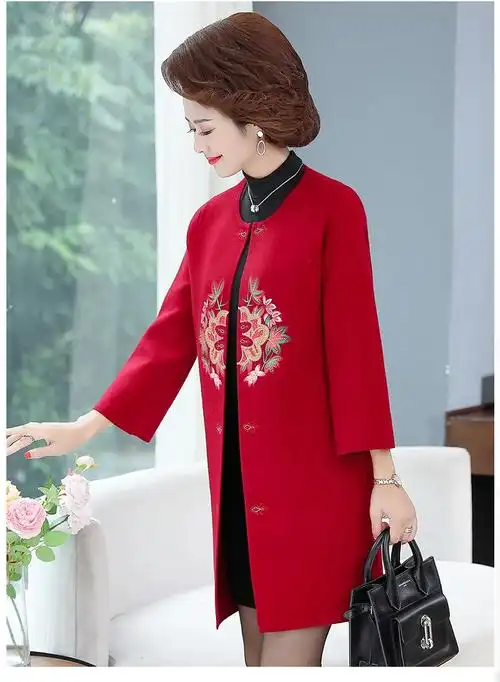 簘蕥 婚礼妈妈装礼服套装喜婆婆妈妈参加结服冬季父母毛衣服婚宴红色