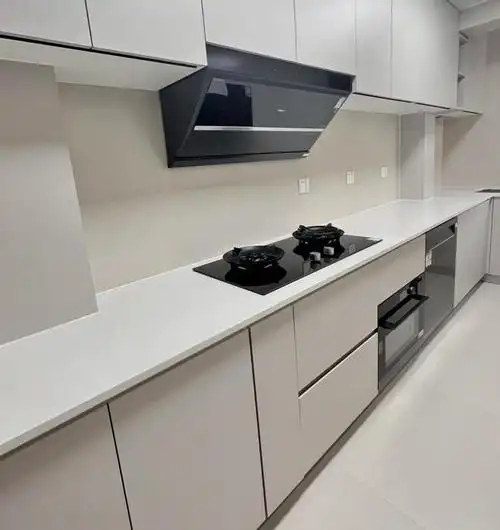 人造石台面渗色咋办 做了10年装修的我,终于搞清楚了,厨房台面该怎么