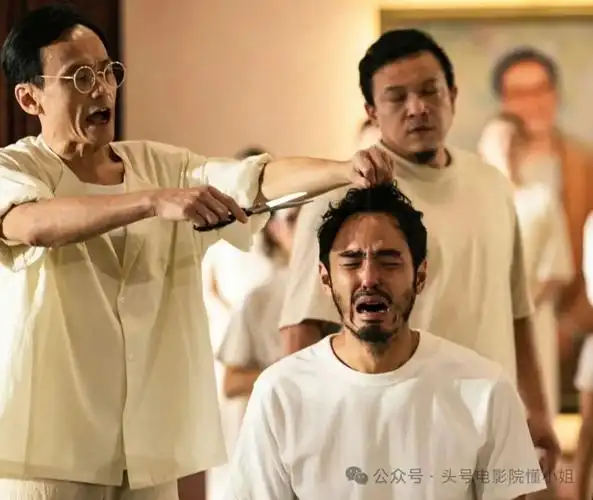 这种尺度居然能上内地院线,牛哇.