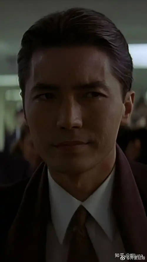 如何评价年少时期的尊龙?