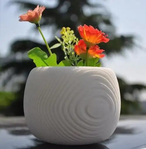 "行云流水"花盆