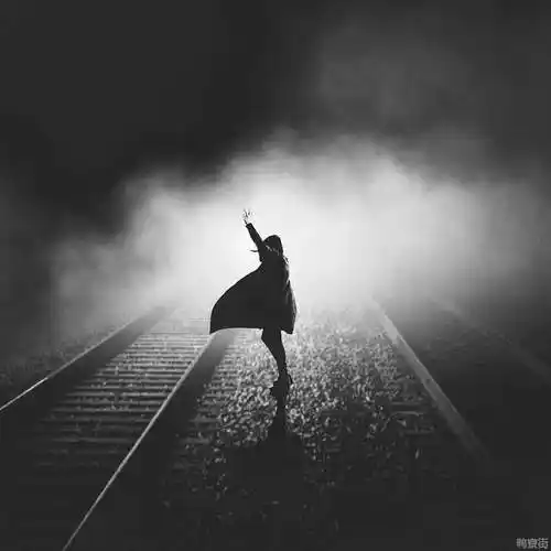 一个人心累无助的说说一个人心累无助的说说句子