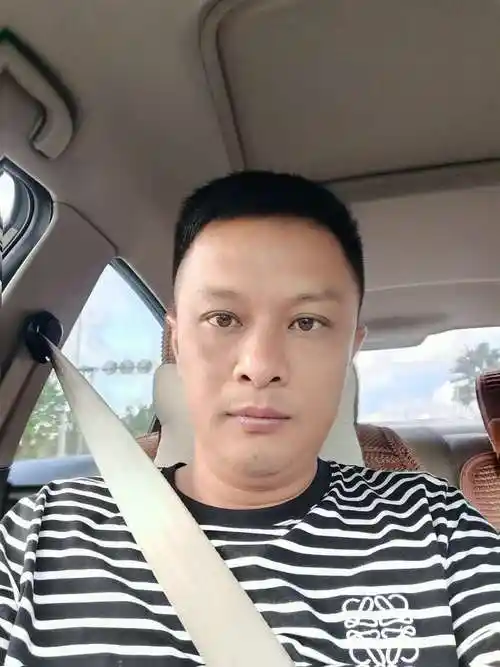 45岁离异男征婚照片(id:3715224)_广西南宁征婚交友_我主良缘网