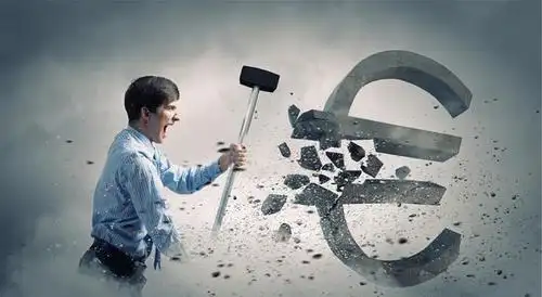 面对别人的打击,最好不要立刻反击,高情商的人都是这样做的