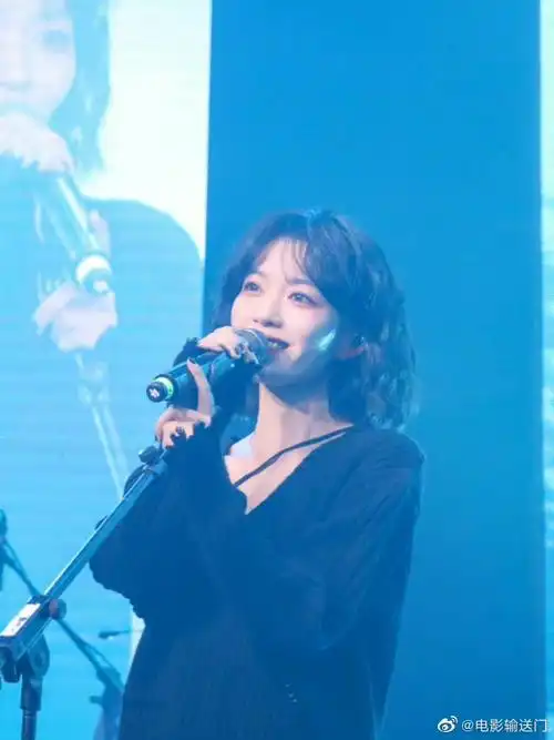 房东的猫新歌好好宠爱好治愈