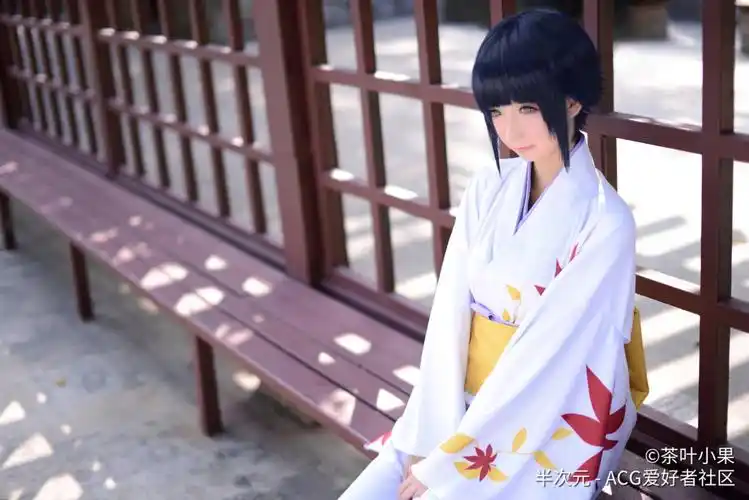 cos火影忍者日向雏田