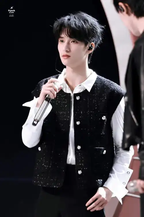 时代少年团演唱会 海口##严浩翔 极限挑战