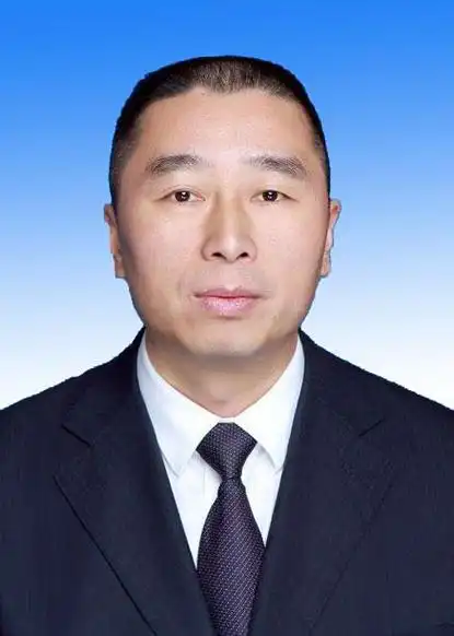 薛学深履新资阳市副市长