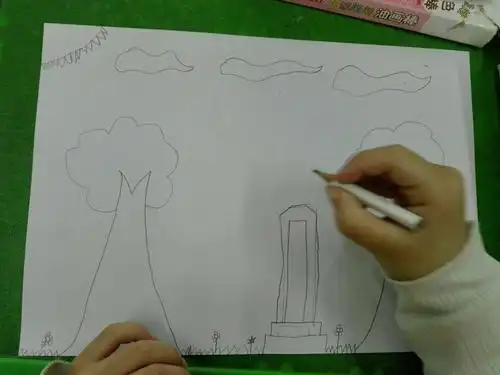 为了表达对英雄们的怀念,我们用自己的小手画一幅纪念碑吧!