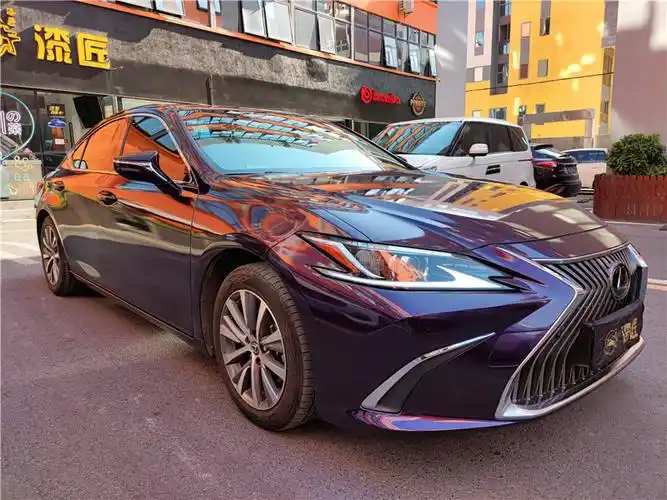 汽车贴膜雷克萨斯es200改色贴膜金属午夜紫