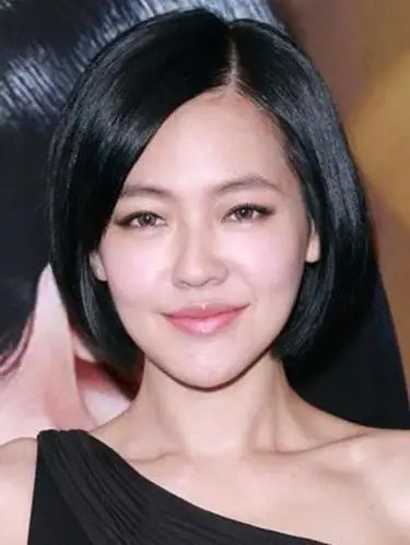 小s br />  br /> 小s自爆婚前是个不勤爱洗头的姑娘,但她的发质比较