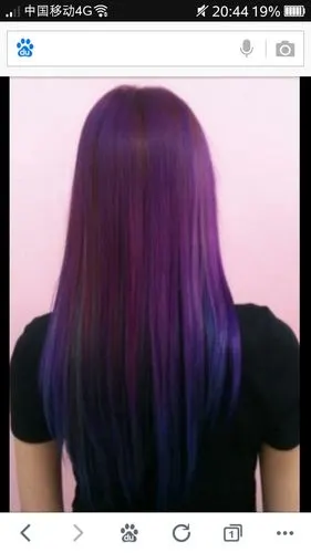 我想要染这种紫色的头发,在家能染出来吗?