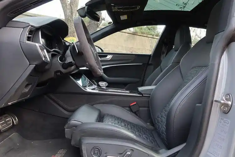 【奥迪rs7图片】奥迪rs7图片_奥迪rs7汽车高清大图-新蓝网-汽车