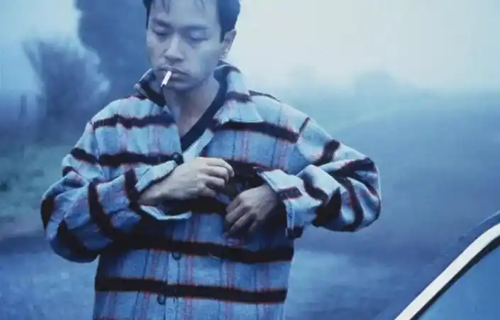 何宝荣被毒打的物件是什么 何宝荣为什么不回香港