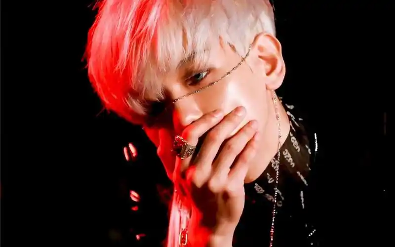 用伯贤phycho伴奏打开obsession预告边伯贤踩点混剪