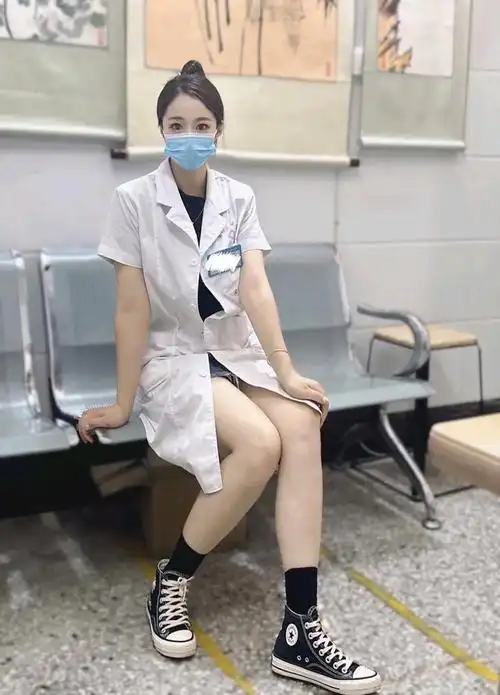 为什么女医生不适合穿牛仔短裤?