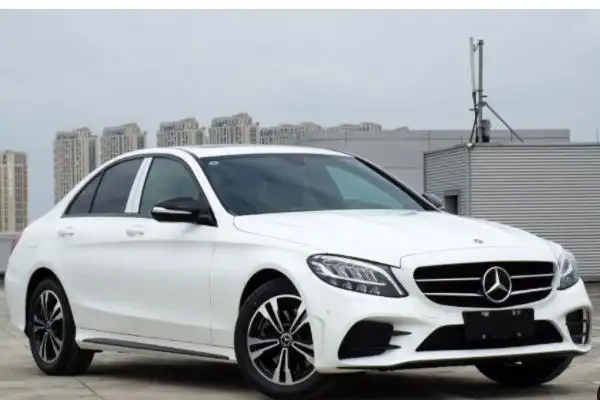 女士奔驰30万左右的有哪些