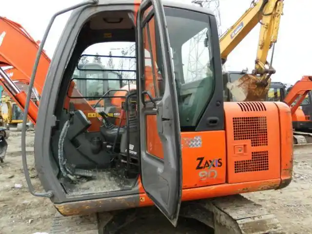 日立zax90挖掘机