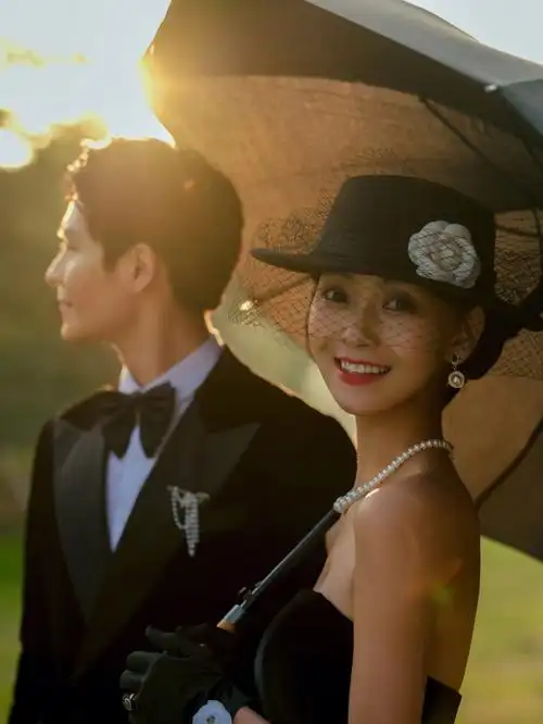 法式复古赫本风婚纱照优雅浪漫的爱情