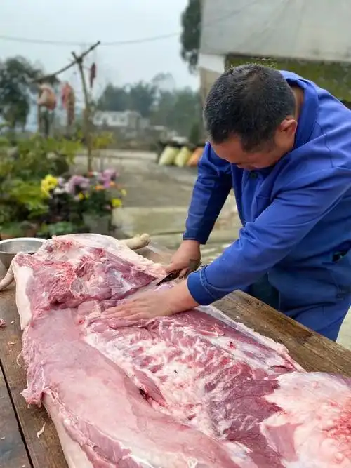 杀年猪,熏腊肉,保康年味越来越浓了!|猪血|猪肉|糍粑_网易订阅