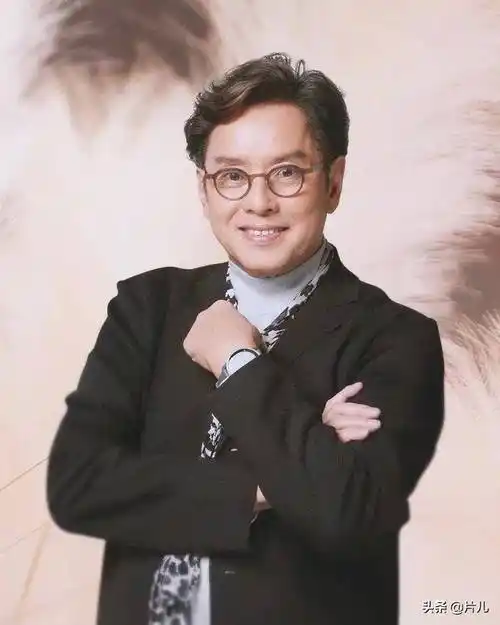 谭咏麟晚节不保?被曝与女粉丝发生关系,现场照片流出_女友_外界_网友