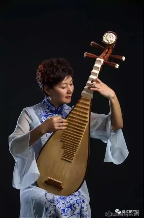 章红艳著名琵琶演奏家教育家中国音乐网百科