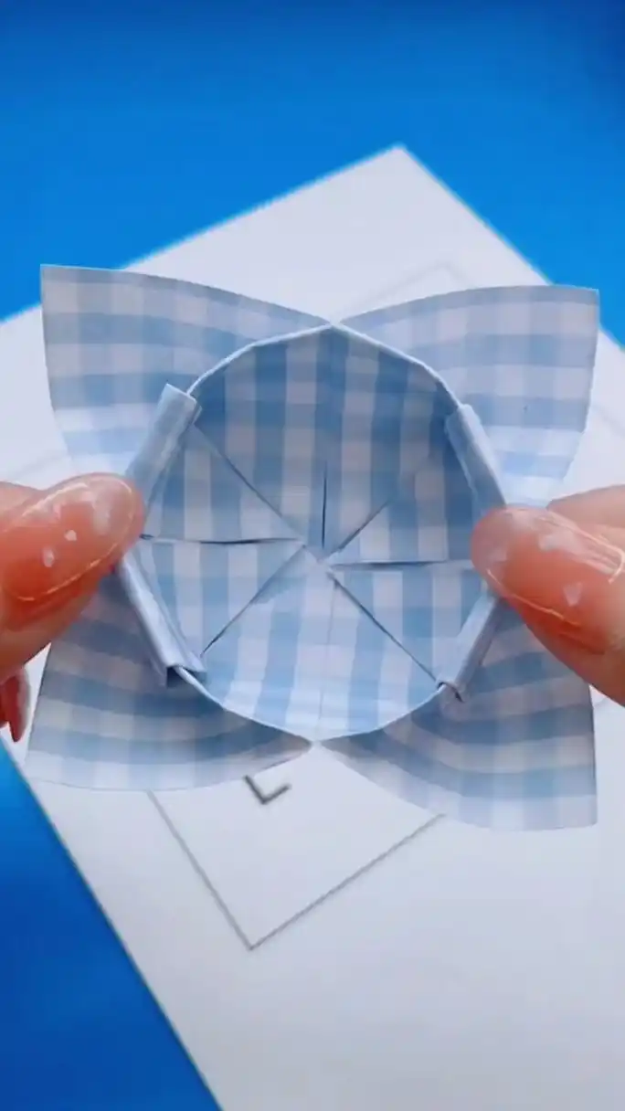 手工折纸小篮子