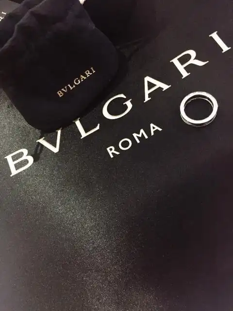 bvlgari宝格丽 小红人慈善款陶瓷戒指