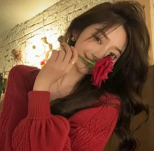 qq女生头像①①