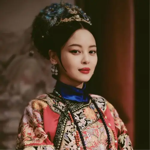 金玉妍的红玉髓耳坠