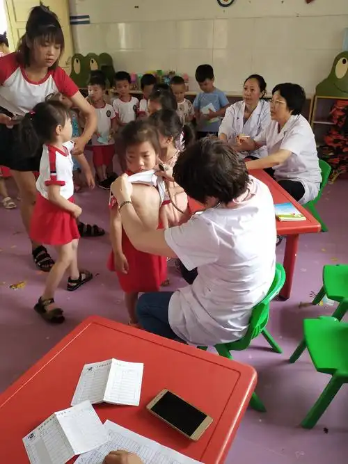 【真诚幼儿园】今日体检,我勇敢,我快乐,个个都是勇敢的小宝贝