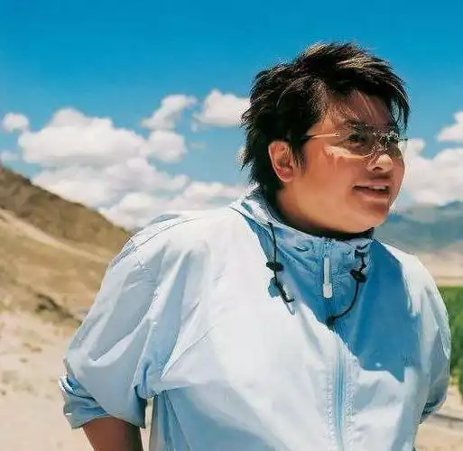 韩红个人资料(韩红:曾因赈灾没能给继父送终) | 说明书网