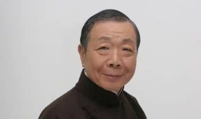 4位已经去世的香港著名影星,其中一位是周星驰专用配角